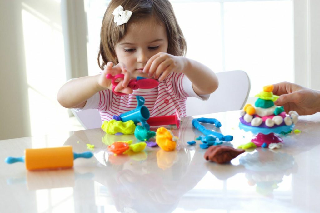 melkaya motorika u detey rannego vozrasta